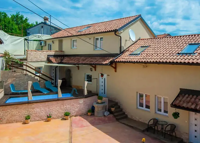 2 Bedroom Gorgeous In * Veli Brgud