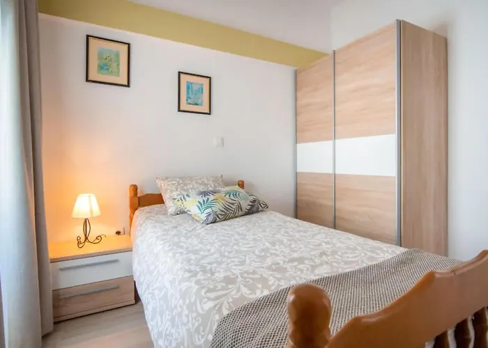 2 Bedroom Gorgeous In Vakantiehuis