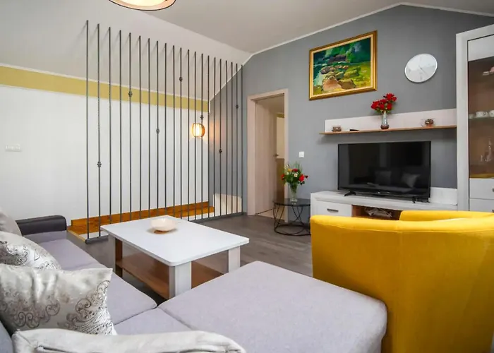 2 Bedroom Gorgeous In