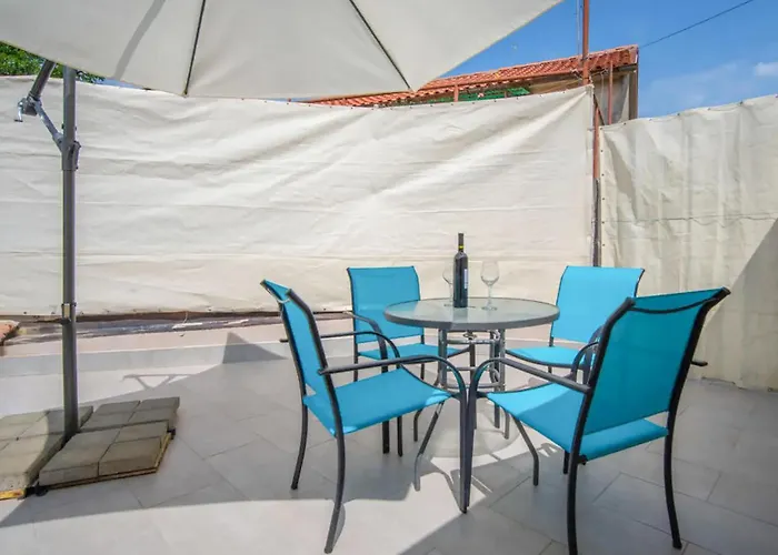 Vakantiehuis 2 Bedroom Gorgeous In