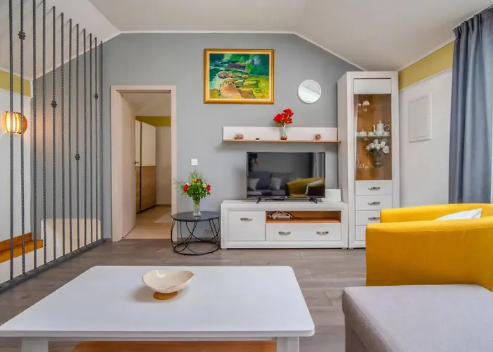 2 Bedroom Gorgeous In